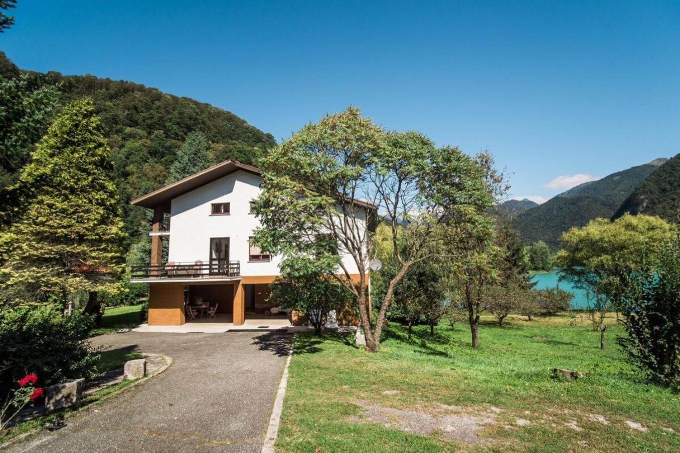 Vila Labod, Unique Villa At The Lake Most na Soči Exterior foto